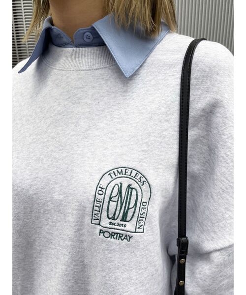 EMODA（エモダ）の「エンブレムマークスウェット（スウェット・レディース・ホワイト/ブラック/ベージュ/グレー・FREE）」の18枚目の写真