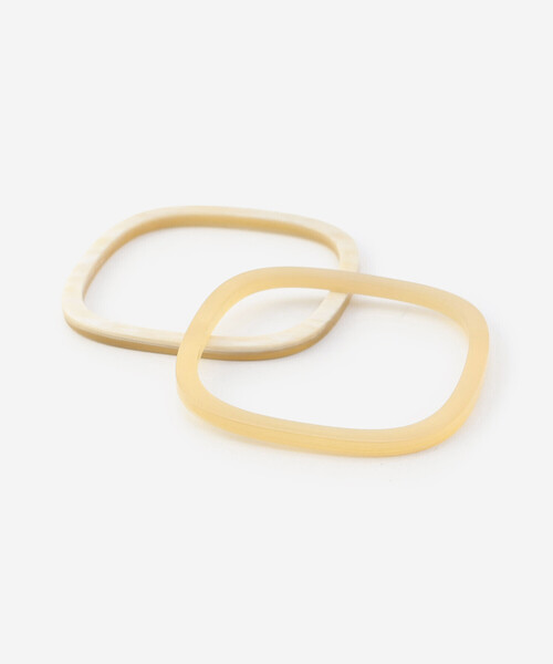 Bshop（ビショップ）の「CATH･S | SQUARE HORN BANGLE SET WOMEN（バングル/リストバンド・レディース・ブラック/ベージュ/ブラウン・ONE）」の4枚目の写真