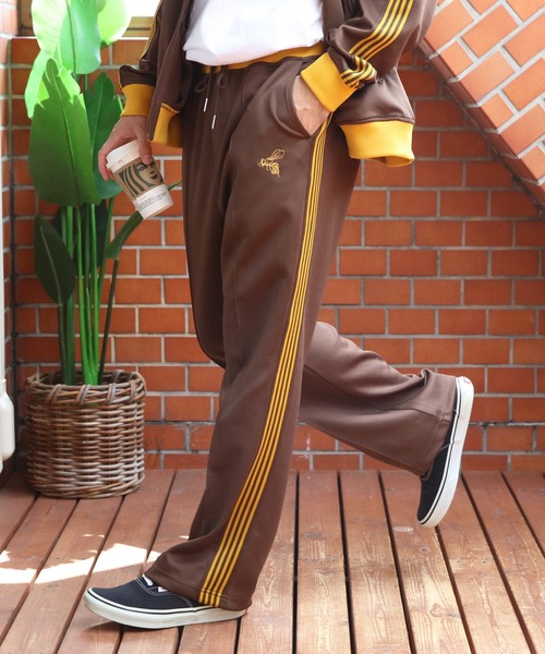 ８(eight)（エイト）の「サイドラインジャージパンツ（その他パンツ・メンズ・ブラウン/チャコール/ワイン/サンドベージュ/クリーム/ブルーグリーン/ブラウン系その他/ワイン系1・MEDIUM/LARGE）」の3枚目の写真