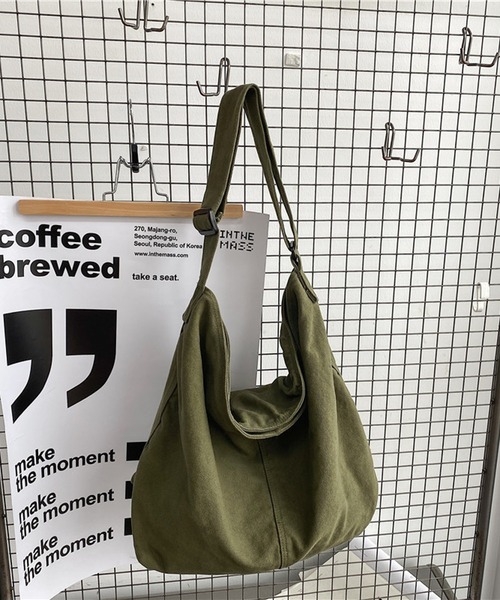 新品未使用 RATTAMONTTA ニュースペーパーバッグ 新品未使用 RATTAMONTTA ニュースペーパーバッグ（ニュース