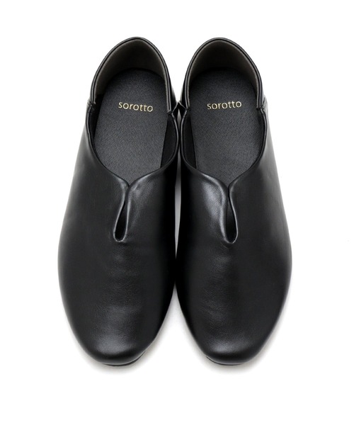 SOROTTO（ソロット）の「ふかふかインソール/スリットデザインの2wayぺたんこフラットソールシューズ/バブーシュ（パンプス・レディース・ブラウン/ブルー/ゴールド/サーモンピンク/ブラック・23.5cm/24.0cm/24.5cm/22.0cm/25.0cm/22.5cm/23.0cm）」の21枚目の写真