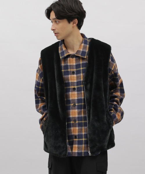LAKOLE（ラコレ）の「スムースファーベスト / 967929（ベスト）」 - WEAR