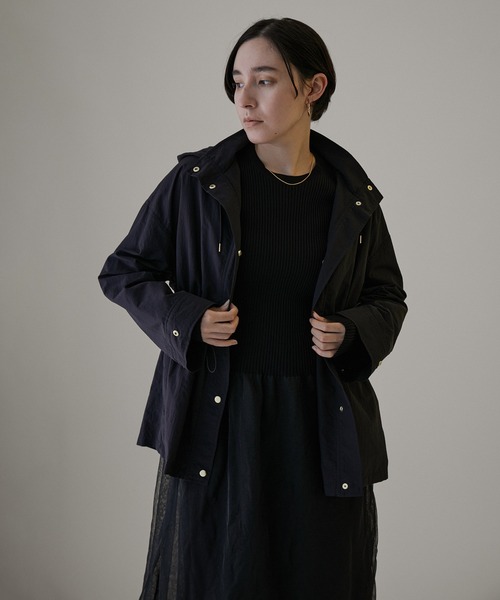 SALON adam et rope'（サロン アダム エ ロペ）の「【WEB限定】ナイロンワッシャーブルゾン/マウンテンパーカー（マウンテンパーカー・レディース・キャメル/ブラック・FREE）」の8枚目の写真