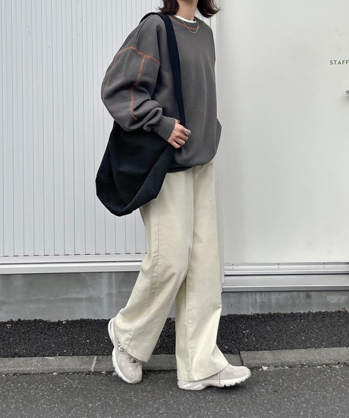 Chillfar(チルファー)の「カラーステッチスウェット(スウェット・レディース・ブルー/オートミール/レッド/ネイビー/ブラック/チャコール/杢グレー/ホワイト/ピンク・FREE)」の11枚目の写真