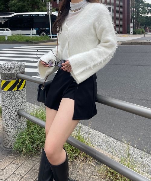 Ambre Ciel（アンブルシエル）の「クロップドシャギーニットカーディガン／【WEB/EC限定商品】（カーディガン/ボレロ・レディース・ライトグリーン/オフホワイト/チャコールグレー・FREE）」の4枚目の写真