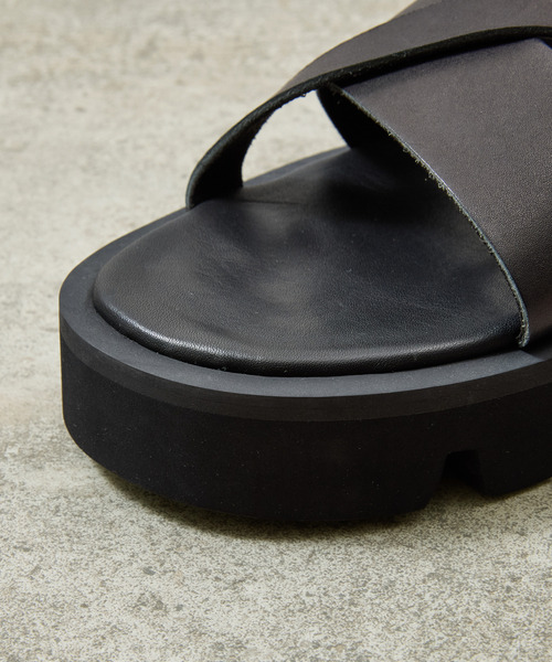 And A(アンドエー)の「PADRONE パドローネ / BACK ZIP GLADIATOR SANDALS with Chunky Sole バックジップグラディエーターサンダル チャンキーソール / PU2308-3205(サンダル・メンズ・ブラック・40/41/42)」の22枚目の写真