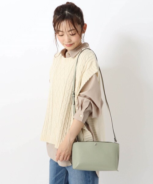 one'sterrace(ワンズテラス)の「【ワンズテラス別注】Legato Largo かるいかばんショルダー(ショルダーバッグ・レディース・ダークグレー/ライトグリーン/ブラウン系・99)」の12枚目の写真