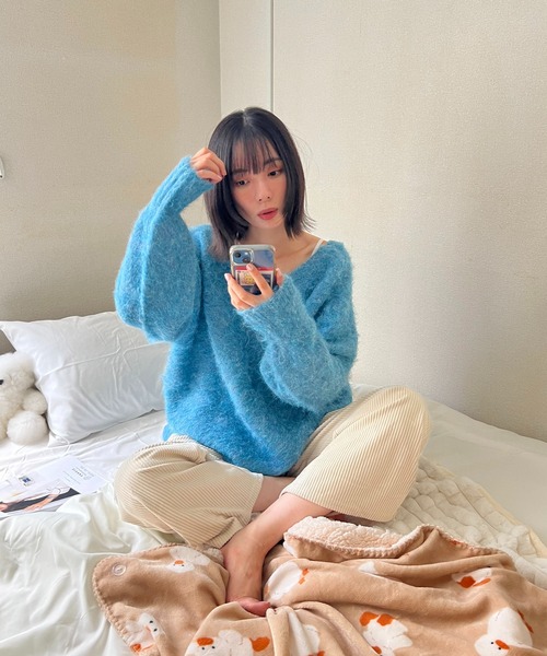 AS KNOW AS plus（アズノゥアズプラス）の「☆バックオープン Vネック