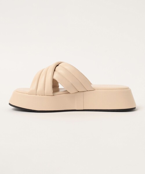 BEAMS HEART（ビームスハート）の「BEAMS HEART / 厚底 クロス サンダル（サンダル・レディース・ベージュ/ブラック・LARGE/MEDIUM/SMALL）」の16枚目の写真