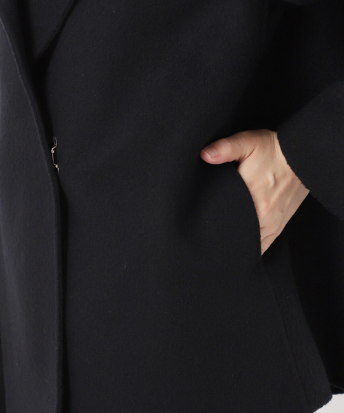 Deuxieme Classe（ドゥーズィエムクラス）の「Dutstanding Coat（ノーカラーコート・レディース・ブラック・FREE）」の18枚目の写真