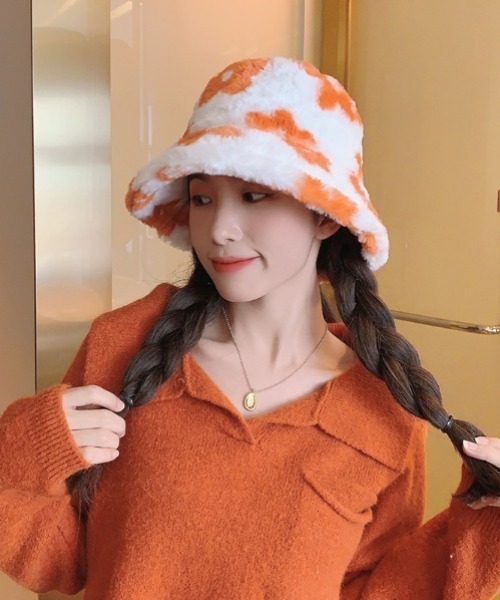 LAC-VERT（ラック・ヴェール）の「フラワー柄 フェイクファー ボリューミーバケットハット（ハット・レディース・グリーン/パープル/ブラック/オレンジ・FREE）」の4枚目の写真