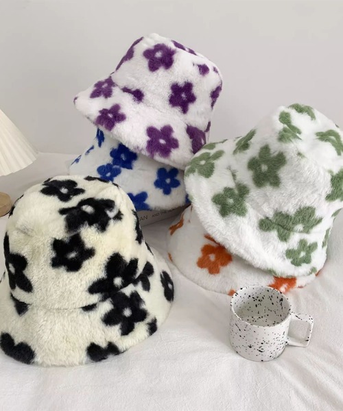 LAC-VERT（ラック・ヴェール）の「フラワー柄 フェイクファー ボリューミーバケットハット（ハット・レディース・グリーン/パープル/ブラック/オレンジ・FREE）」の13枚目の写真