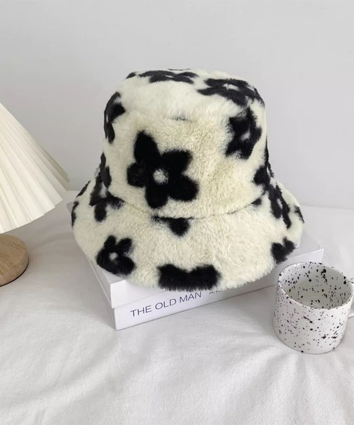 LAC-VERT（ラック・ヴェール）の「フラワー柄 フェイクファー ボリューミーバケットハット（ハット・レディース・グリーン/パープル/ブラック/オレンジ・FREE）」の10枚目の写真