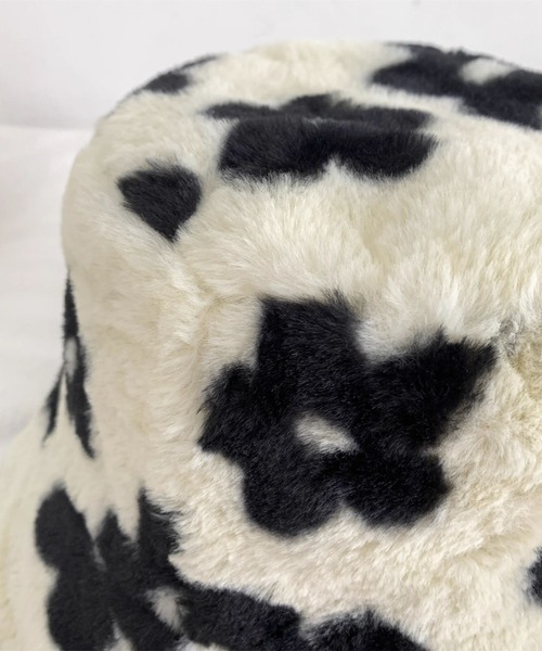 LAC-VERT（ラック・ヴェール）の「フラワー柄 フェイクファー ボリューミーバケットハット（ハット・レディース・グリーン/パープル/ブラック/オレンジ・FREE）」の11枚目の写真