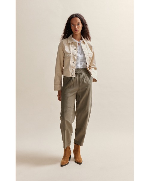 BOSS(ボス)の「ドローストリングカラー コットンカットジャカード ブラウス(シャツ/ブラウス・レディース・ホワイト・38/36/34/32)」の6枚目の写真