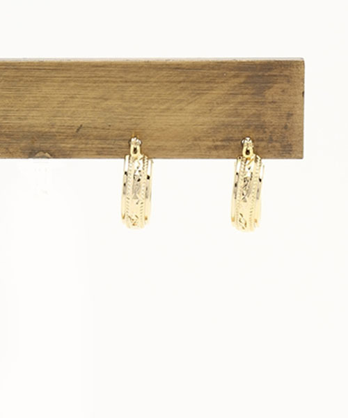 チャイハネ（チャイハネ）の「【チャイハネ】シンプルフープピアス（ピアス（両耳用）・レディース・ゴールド/シルバー/ブラック・FREE）」の6枚目の写真