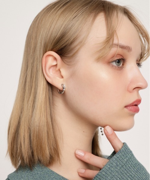 SLY(スライ)の「JEWEL CHAIN P/EARRING ジュエル チェーン ピアス(ピアス(両耳用)・レディース・シルバー/ゴールド・FREE)」の12枚目の写真