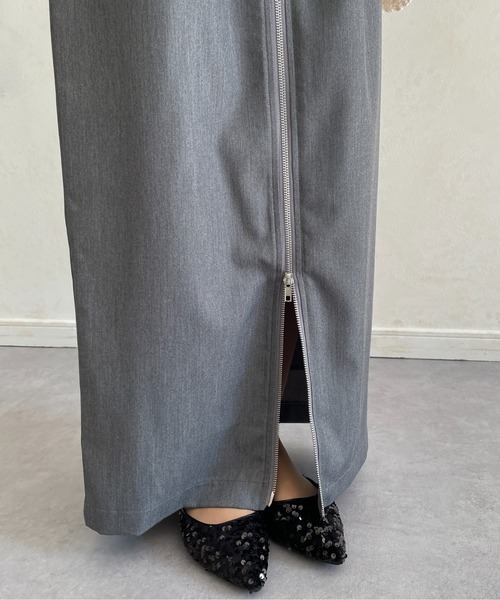 Thevon(ゼボン)の「フロントジップタックナロースカート(スカート・レディース・ホワイト系その他/グレー/ブラック・FREE)」の11枚目の写真