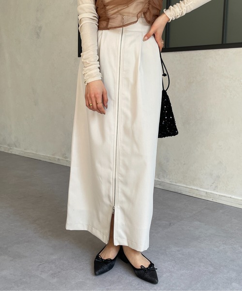 Thevon(ゼボン)の「フロントジップタックナロースカート(スカート・レディース・ホワイト系その他/グレー/ブラック・FREE)」の14枚目の写真