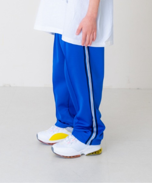 and D. petit main（アンドディープティマイン）の「ストレートトラックパンツ（その他パンツ・キッズ・シルバーグレー/ブラック/ブルー・130cm/120cm/110cm/100cm/90cm）」の21枚目の写真