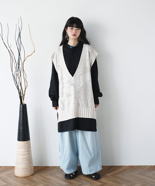 Aphlotus(アプロタス)の「Vネックサイドスリットシアーメッシュニットベスト(ベスト・メンズ・ブラック/アイボリー・MEDIUM/LARGE)」の9枚目の写真