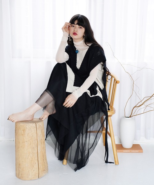 Aphlotus(アプロタス)の「Vネックサイドスリットシアーメッシュニットベスト(ベスト・メンズ・ブラック/アイボリー・MEDIUM/LARGE)」の13枚目の写真