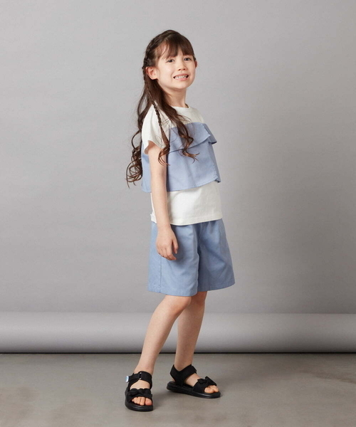 a.v.v（アーヴェヴェ）の「[100-130]【2点セット】フリルトップス&ショートパンツセットアップ（その他トップス・キッズ・ダークインディゴブルー/ベージュ・120/100/130/110）」の4枚目の写真