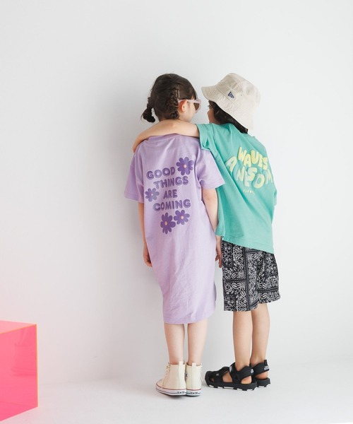 BAYFLOW(ベイフロー)の「アソートプリントビッグワンピース(KIDS)(ワンピース・キッズ・アイボリー/チャコール/ラベンダー/ピンク・110cm/120cm/130cm/140cm/150cm)」の3枚目の写真