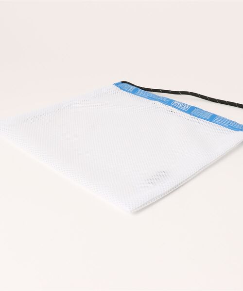 WEEKEND(ER)（ウィークエンダー）の「WEEKEND(ER)/ ウィークエンダー　MESH FLAT SHOULER（ポーチ・レディース・イエロー/グレー/ホワイト・FREE）」の4枚目の写真