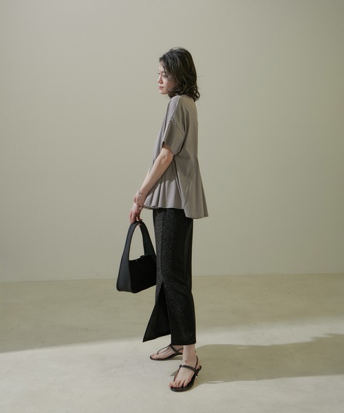 SALON adam et rope'（サロン アダム エ ロペ）の「【WEB限定】ラメナロースカート【洗える】（スカート・レディース・シルバー/ブラック/ゴールド・FREE）」の5枚目の写真