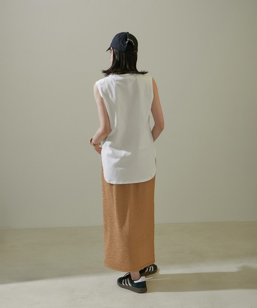 SALON adam et rope'（サロン アダム エ ロペ）の「【WEB限定】ラメナロースカート【洗える】（スカート・レディース・シルバー/ブラック/ゴールド・FREE）」の6枚目の写真