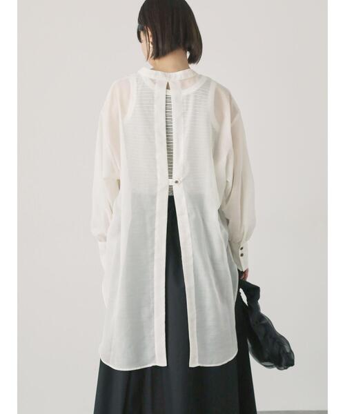 Lugnoncure（ルノンキュール）の「シアーバックシャンチュニック（シャツ/ブラウス・レディース・ベージュ/ネイビー/オフホワイト・F）」の13枚目の写真