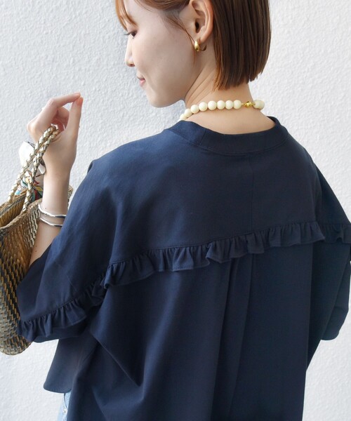 SHIPS（シップス）の「〈洗濯機可能〉バック フリル 半袖 Tシャツ（Tシャツ/カットソー・レディース・ダークグレー/ラベンダー/ホワイト/ネイビー・ONE SIZE）」の4枚目の写真
