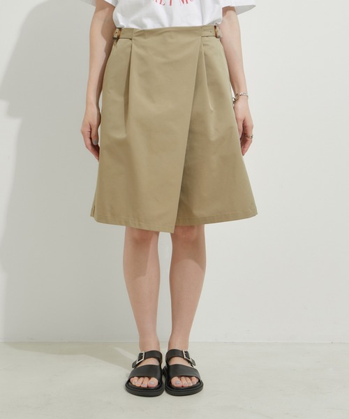 le cercle ADAM ET ROPE'(ルセルクルアダムエロペ)の「グルカハーフパンツ(その他パンツ・レディース・ベージュ/ネイビー/キナリ・FREE)」の10枚目の写真