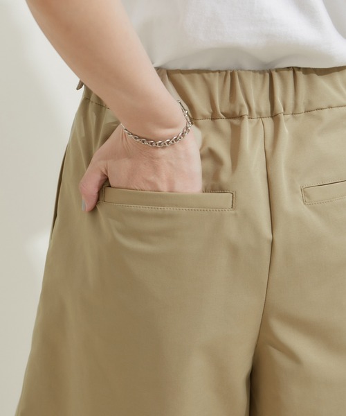 le cercle ADAM ET ROPE'(ルセルクルアダムエロペ)の「グルカハーフパンツ(その他パンツ・レディース・ベージュ/ネイビー/キナリ・FREE)」の17枚目の写真