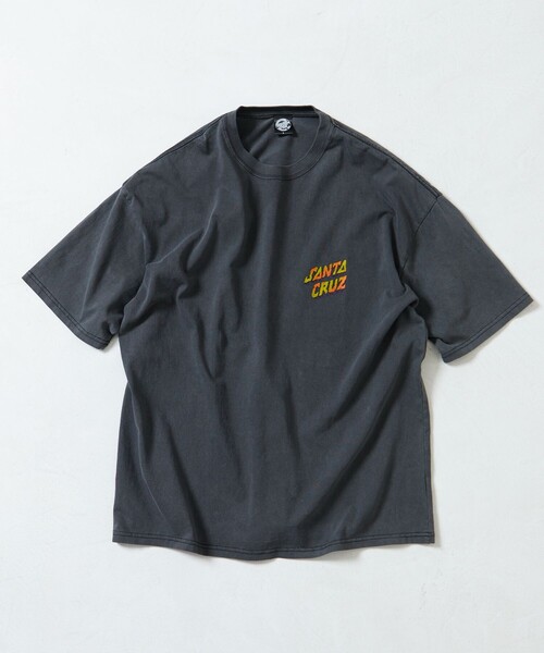 FREAK'S STORE（フリークスストア）の「限定展開 SANTA CRUZ×FREAK'S STORE/サンタクルーズ 別注 サークルロゴバックプリント ピグメント Tシャツ（Tシャツ/カットソー・メンズ・ブラック系その他/ブラック系その他2・MEDIUM/SMALL/LARGE）」の4枚目の写真