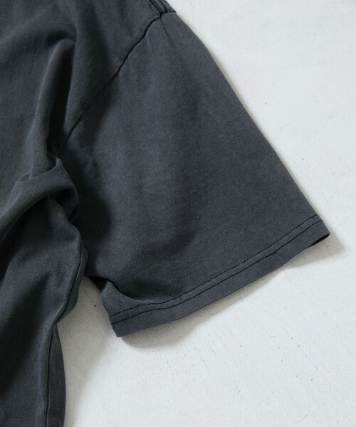 FREAK'S STORE（フリークスストア）の「限定展開 SANTA CRUZ×FREAK'S STORE/サンタクルーズ 別注 サークルロゴバックプリント ピグメント Tシャツ（Tシャツ/カットソー・メンズ・ブラック系その他/ブラック系その他2・MEDIUM/SMALL/LARGE）」の8枚目の写真