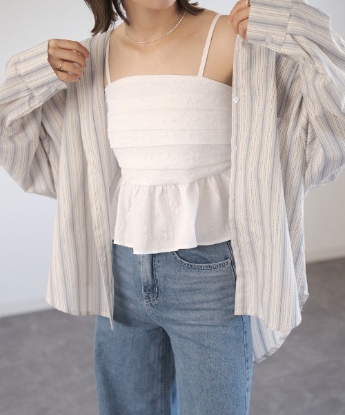 Reurie'（レウリィ）の「エンボスペプラムキャミ／emboss peplum cami ビスチェ ノースリーブ ふくれジャガード 重ね着 レイヤード ハイウエスト  大人カジュアル シンプル 綺麗め ガーリー 韓国 ぽこぽこ でこぼこ 黒 白 ブラック ホワイト モノトーン（キャミソール・レディース・ブラック/ホワイト・FREE）」の7枚目の写真