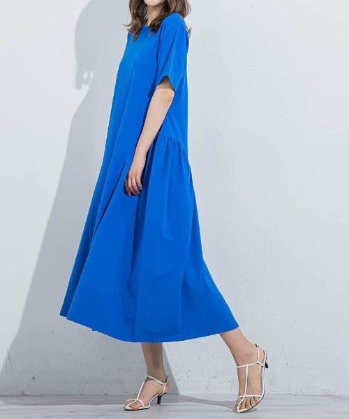 VICKY（ビッキー）の「【すっぽり楽ちん】カットギャザーワンピース≪洗濯機で洗える≫（ワンピース・レディース・カーキ/ブラック/グレー/ブルー・M）」の4枚目の写真