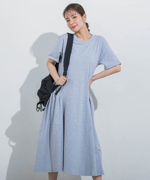 VICKY（ビッキー）の「【すっぽり楽ちん】カットギャザーワンピース≪洗濯機で洗える≫（ワンピース・レディース・カーキ/ブラック/グレー/ブルー・M）」の17枚目の写真