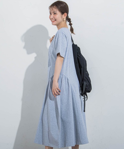 VICKY（ビッキー）の「【すっぽり楽ちん】カットギャザーワンピース≪洗濯機で洗える≫（ワンピース・レディース・カーキ/ブラック/グレー/ブルー・M）」の18枚目の写真