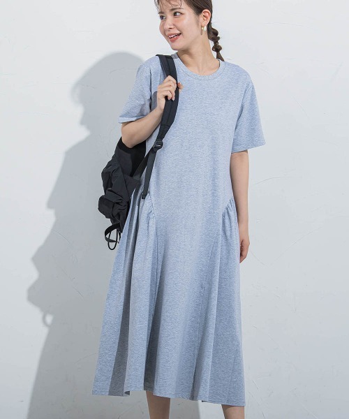 VICKY（ビッキー）の「【すっぽり楽ちん】カットギャザーワンピース≪洗濯機で洗える≫（ワンピース・レディース・カーキ/ブラック/グレー/ブルー・M）」の15枚目の写真