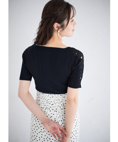 tocco closet（トッコ クローゼット）の「パールビジュー付き
