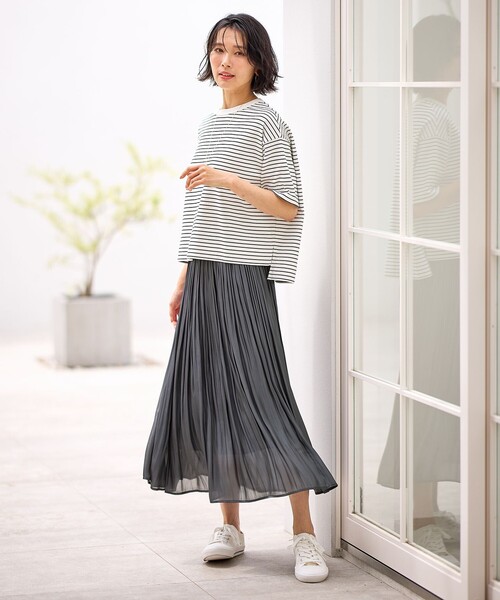 ANY(エニィ)の「フライスワイドTシャツ(Tシャツ/カットソー・レディース・アイボリー系1/アイボリー系/ダークブラウン系/ブラック系・F)」の21枚目の写真