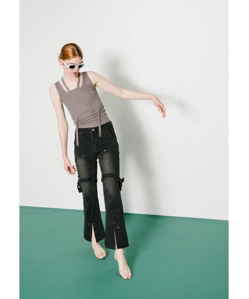 duei（デュイ）の「ベルトデザインデニム（デニムパンツ・レディース・ブラック・SMALL/FREE）」の2枚目の写真