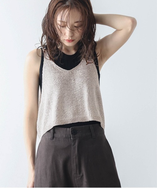 AMELY(エミリー)の「スパンコールニットビスチェ(タンクトップ・レディース・ベージュ/ブラウン/グレー/シルバー/ブラック・フリー)」の5枚目の写真
