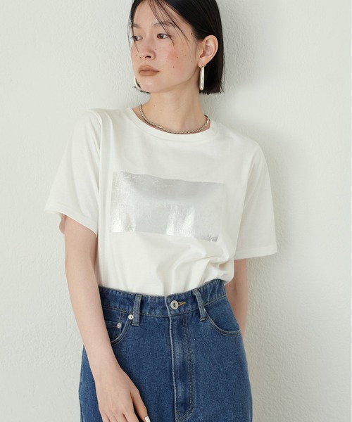 LARUTA（ラルータ）の「【LARUTA】汗染み防止箔ロゴT（Tシャツ/カットソー・レディース・スミクロ/オフホワイト/グレー/ブラウン・FREE）」の10枚目の写真