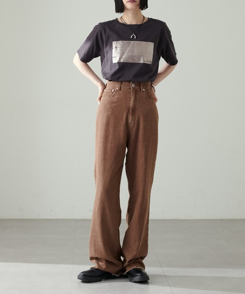 LARUTA（ラルータ）の「【LARUTA】汗染み防止箔ロゴT（Tシャツ/カットソー・レディース・スミクロ/オフホワイト/グレー/ブラウン・FREE）」の19枚目の写真