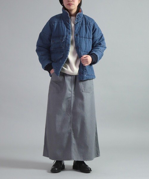 OMNIGOD（オムニゴッド）の「[OMNIGOD womens / オムニゴッド] 7oz甘織デニム インサレーションジャケット（ダウンジャケット/コート・レディース・ライトインディゴブルー・0）」の4枚目の写真
