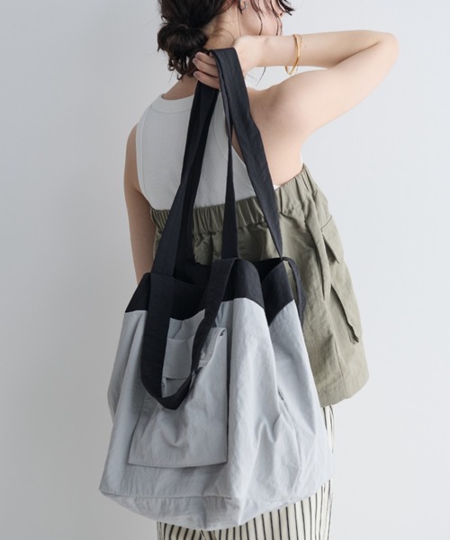 MERLOT(メルロー)の「ポケッタブルバイカラービッグトート(トートバッグ・レディース・ライトグレー/オレンジ/ライトブルー・FREE)」の9枚目の写真